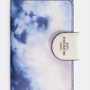Medium Corner Zip Wallet With Tie Dye Print